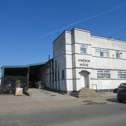 Industrial building for sale in Mitcham