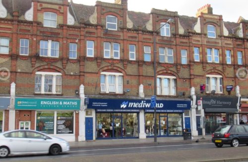 Freehold retail unit for sale in Streatham
