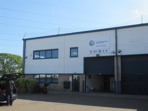 Warehouse Investment Unit For Sale in Mitcham, London