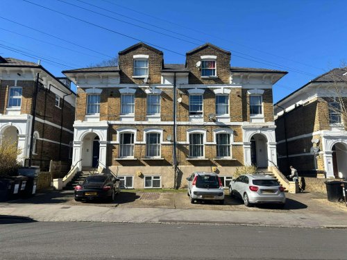 Investment  for sale in Croydon