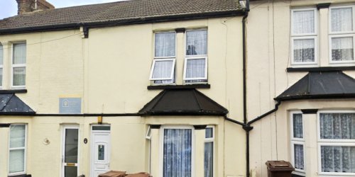 Freehold terraced house for sale in Gillingham