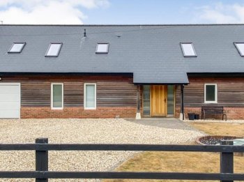Detached house for sale in Swindon