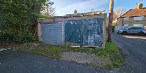 Land and Garage For Sale in Caterham, Surrey, CR3