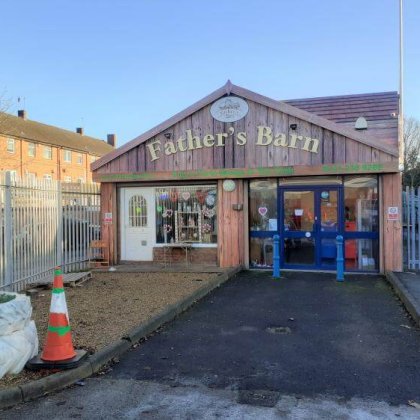 Retail unit to let in Rubery