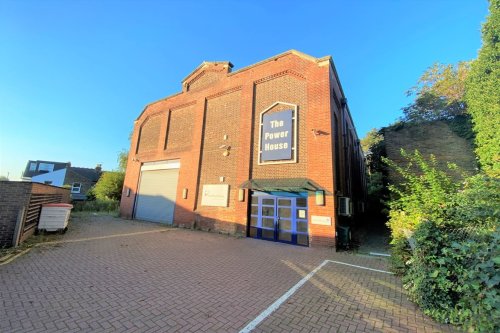 Contemporary style office for sale or to let in Isleworth