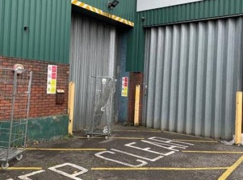 Industrial / Warehouse unit to let in Wandsworth