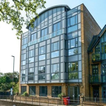 Commercial building for sale in Wandsworth, London