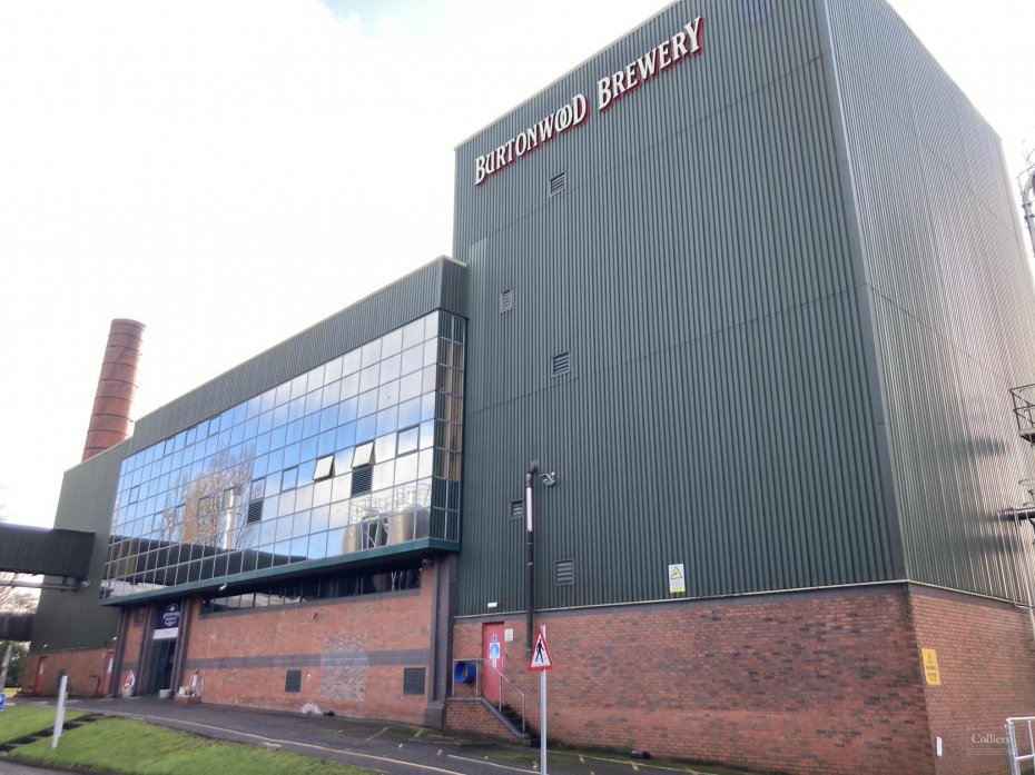 Commercial Property For Let in Warrington WA5 4TH