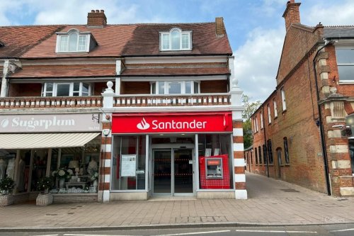 Shop unit for sale in Fleet