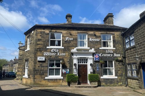 Hotel For Sale in Keighley, West Yorkshire, BD21