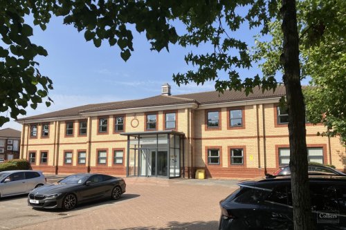 Flexible Open Plan Office Space For Sale in Tamworth, Staffordshire