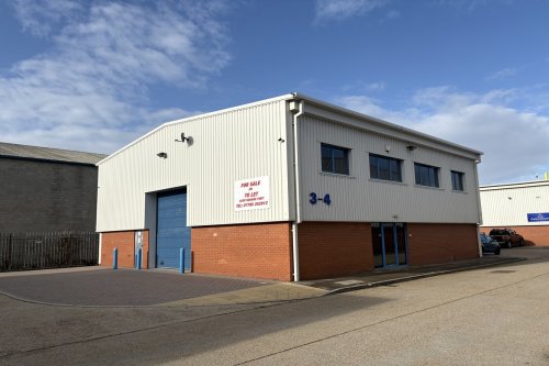 Industrial unit for sale or to let in Woolston, Southampton
