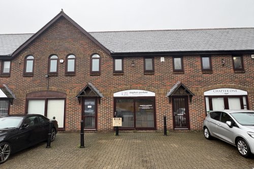 Two Storey Office With Loft Storage in Southampton, Hants, SO14