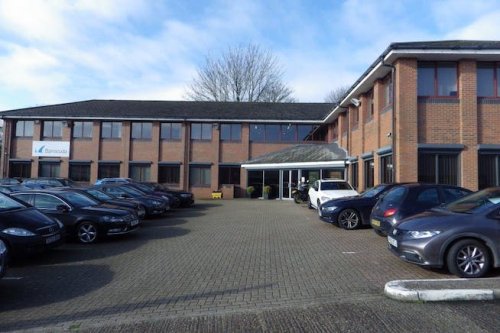 Office building w/studio warehouse for sale or to let in Basingstoke