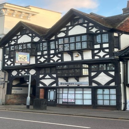 Mixed use building for sale in Farnham