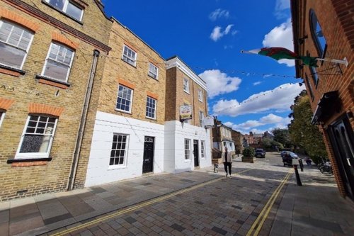 Office Suites For Sale or To Let in Twickenham, TW1