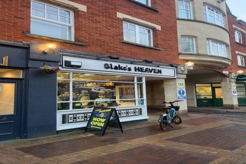 Mixed Use / Commercial Unit For Sale or To Let in London, SW15