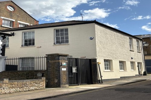 Refurbished Modern Office For Sale or To Let in Richmond