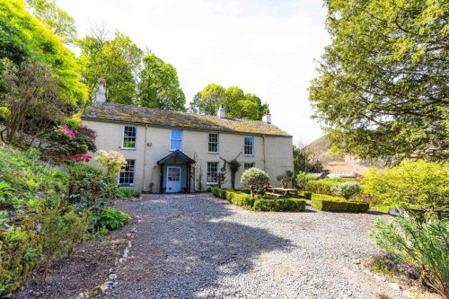 Farmhouse for sale in Keswick