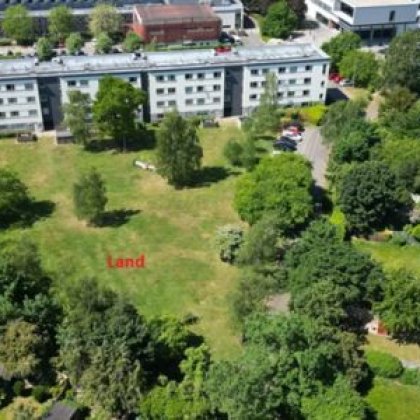 Building and land for sale near Gloucester