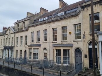 Freehold Grade II Listed properties for sale in Stroud