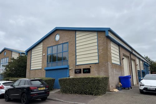 Modern unit for sale in Gloucester
