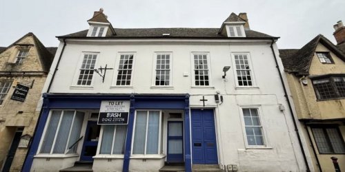 Grade II Listed Converted Office For Sale in Cirencester, GL7