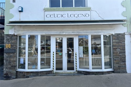 Retail unit for sale in Tintagel