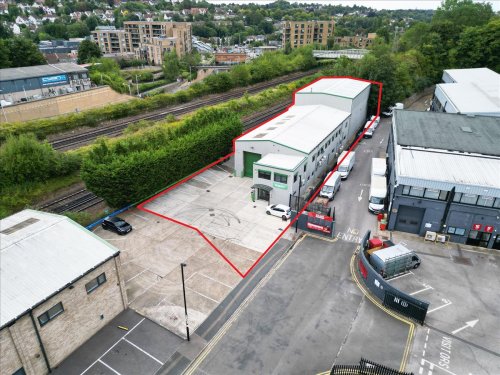 Industrial Unit For Sale in Coulsdon, CR5