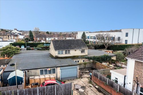 Warehouse / storage unit for sale in South Croydon