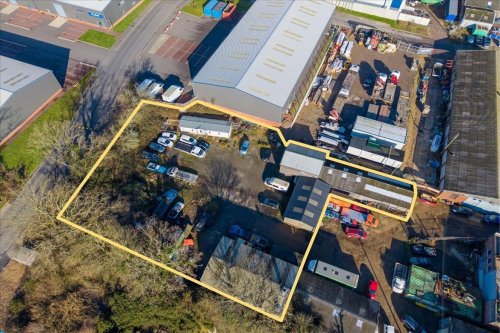 Flexible commercial site for sale in Lower Dicker