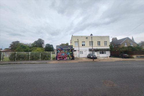 Vacant Garage For Sale in Penge, London, SE20