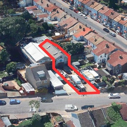 Warehouse and Yard For Sale in Croydon, CR7