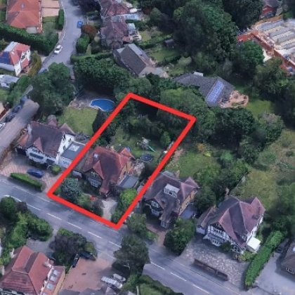 Substantial C2 Use Class Property For Sale in Coulsdon, Croydon