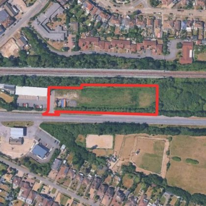 Prominent Unconsented Land For Sale in Chesterfield, Kent