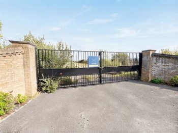 Commercial Yard With Planning Consent For Sale in Bishops Stortford