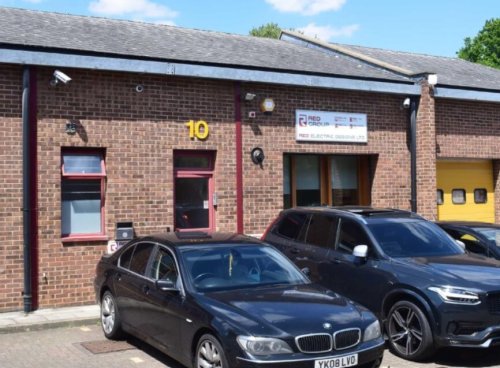 Office / light industrial unit to let in Loughton