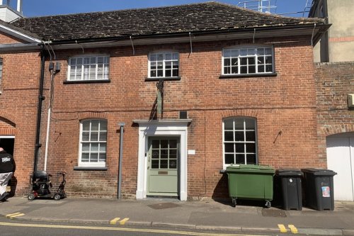 Office unit for sale in Horsham
