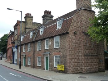 Commercial building for sale in Wandsworth