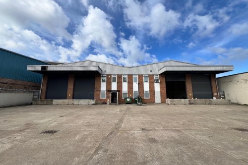 Industrial Unit for Sale or To Let in Croydon, Surrey, CR0