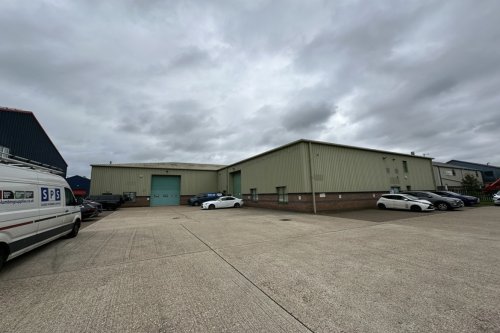 Modern Industrial Unit For Sale in Hailsham, East Sussex BN27
