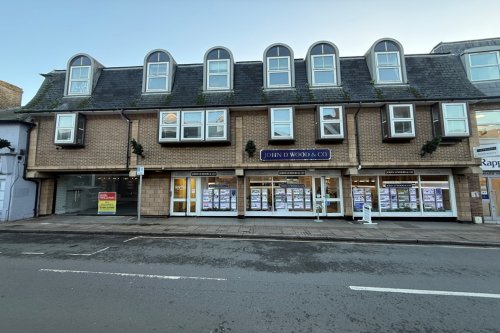Mixed Use Property For Sale in Weybridge, Surrey, KT13