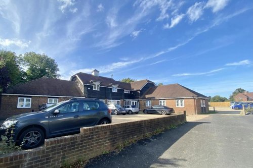 Purpose Built Offices For Sale in Edenbridge, Kent, TN8