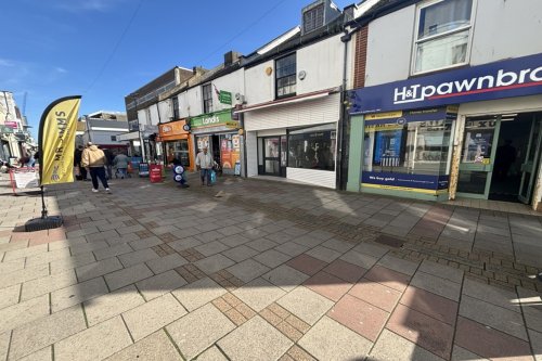 Shop with Flat For Sale or To let in Worthing, West Sussex