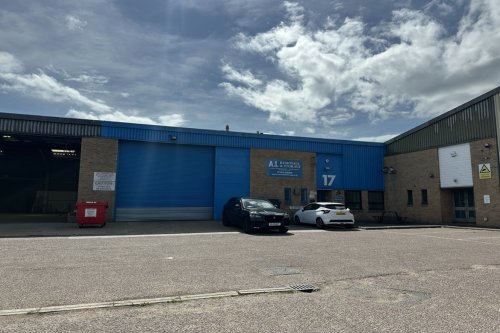 Mid Terrace Unit For Sale or To Let in Eastbourne, East Sussex, BN23