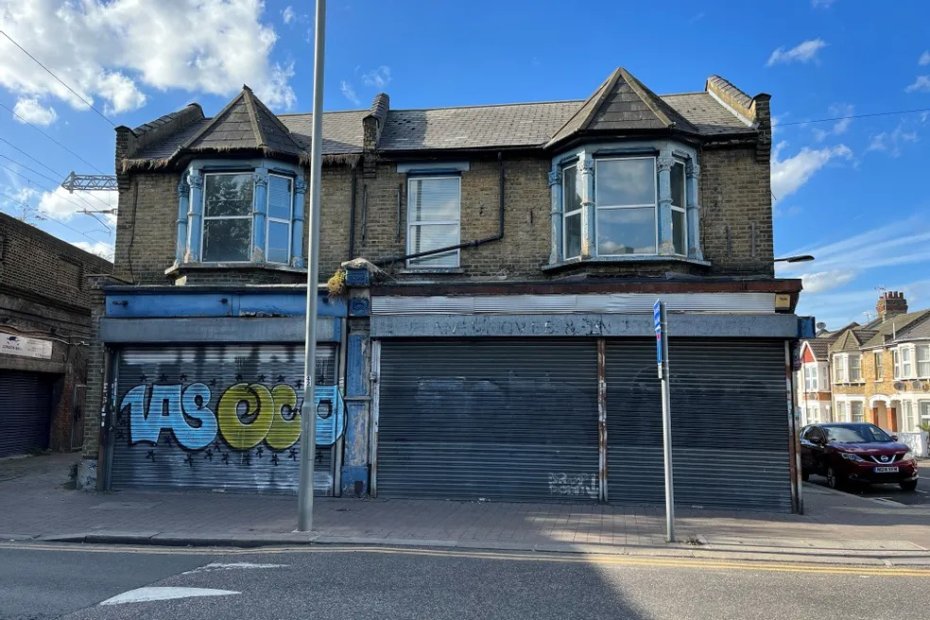 Investment 370372 Grove Green Road, Leytonstone, London, E11 4AP