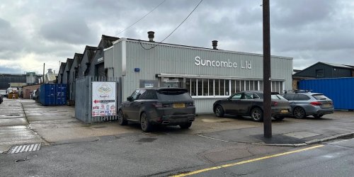 Industrial building with offices for sale in Enfield