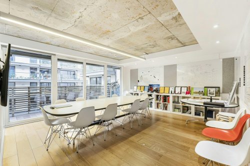 Self-contained office for sale in Haggerston