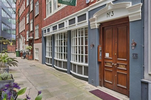 Office Building For Sale in London, EC4A