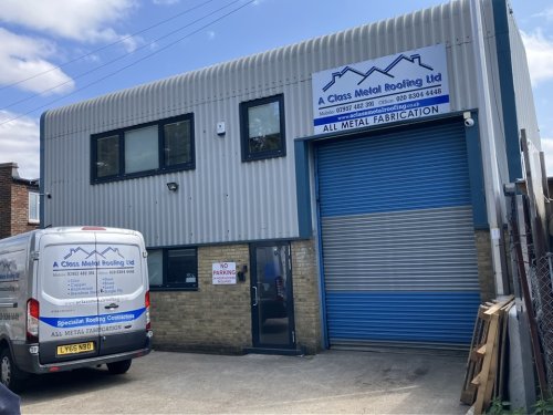Light industrial unit for sale in Welling